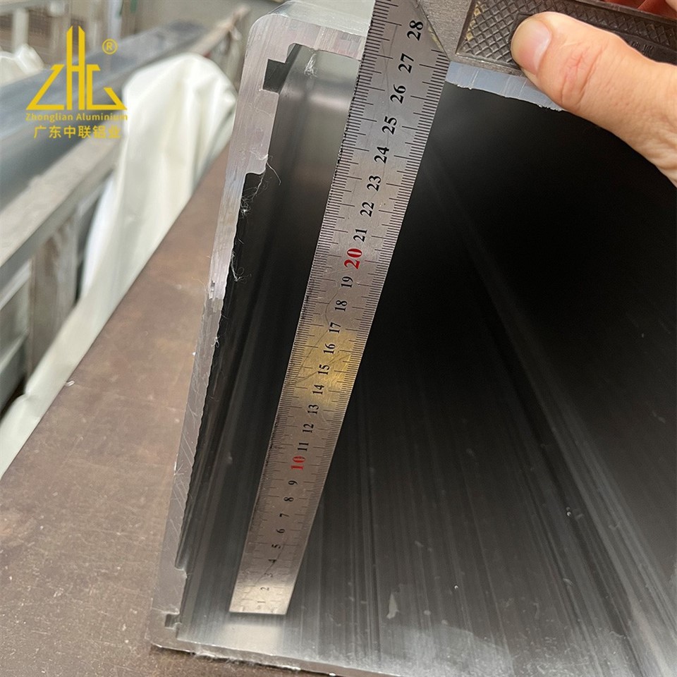 China Factory Custom Extruded Extra Large 6063 Telescopic Aluminum Tube & Pipe